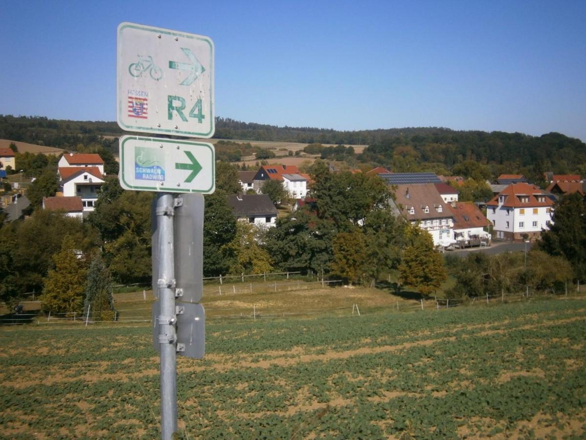 Ferienwohnung An Der Schlier Neuental Exterior foto
