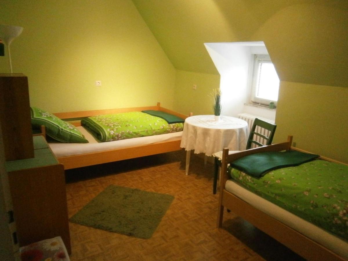 Ferienwohnung An Der Schlier Neuental Exterior foto